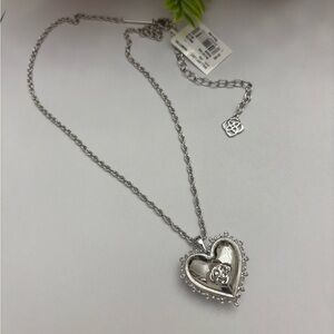 NWT Kendra Scott Mallory Rose Silver Locket Short Pendant Necklace